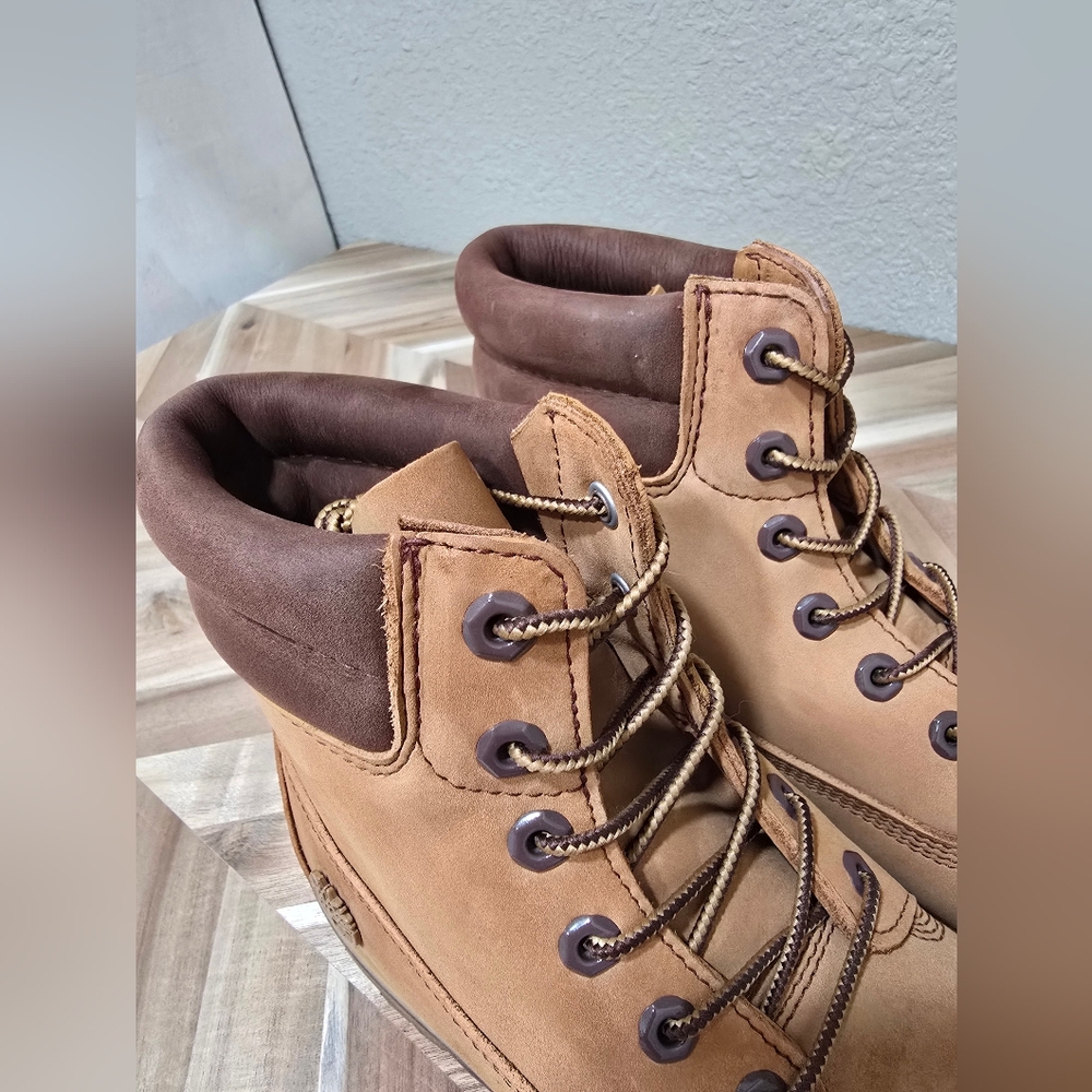 Timberland 6" Boots, Milk & Cookies Special Holiday Release, Women's Size 10 - Picture 3 of 11